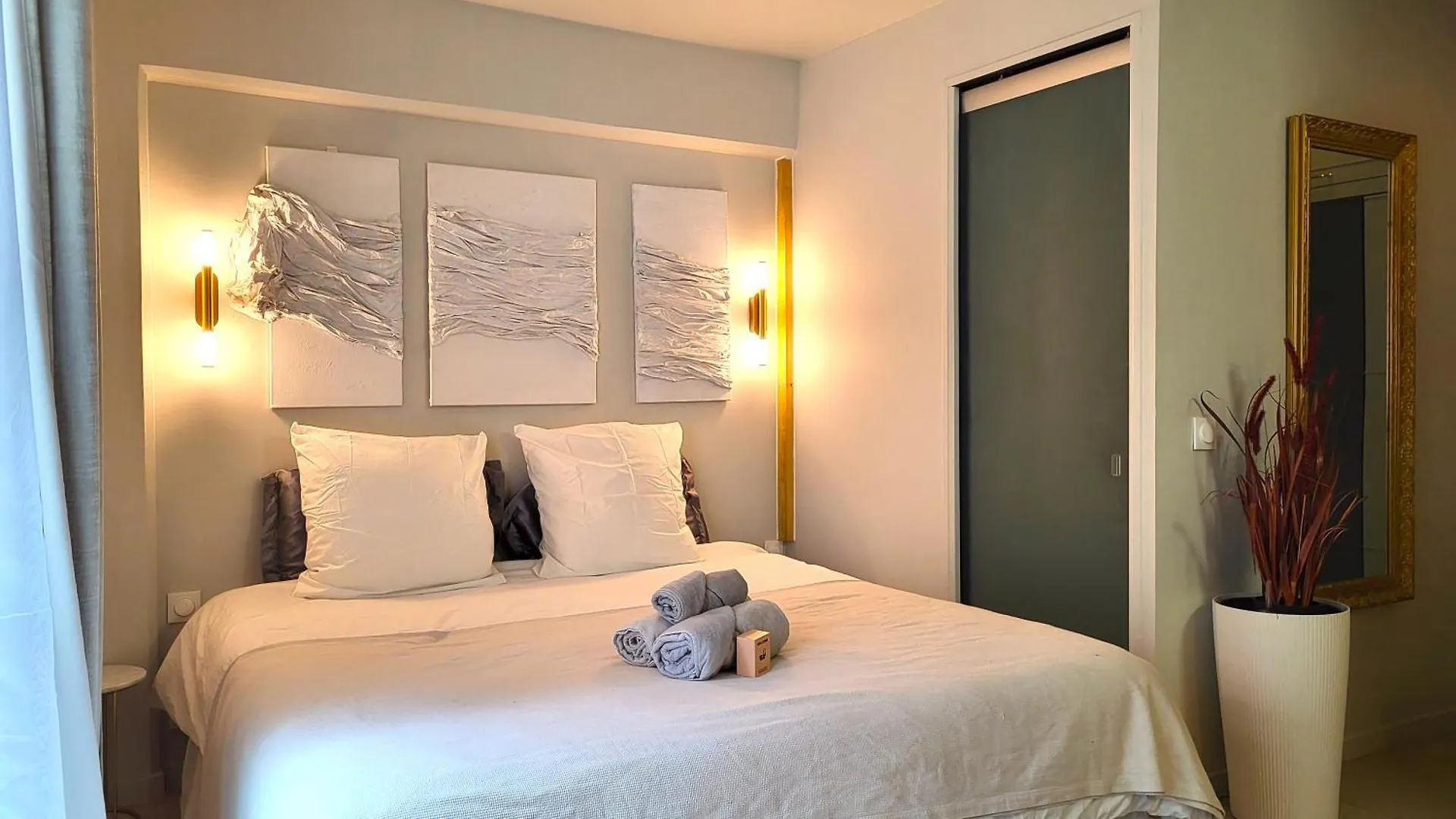 Apartment La Parisienne - Spacieux Studio Avec Parking Prive Palaiseau