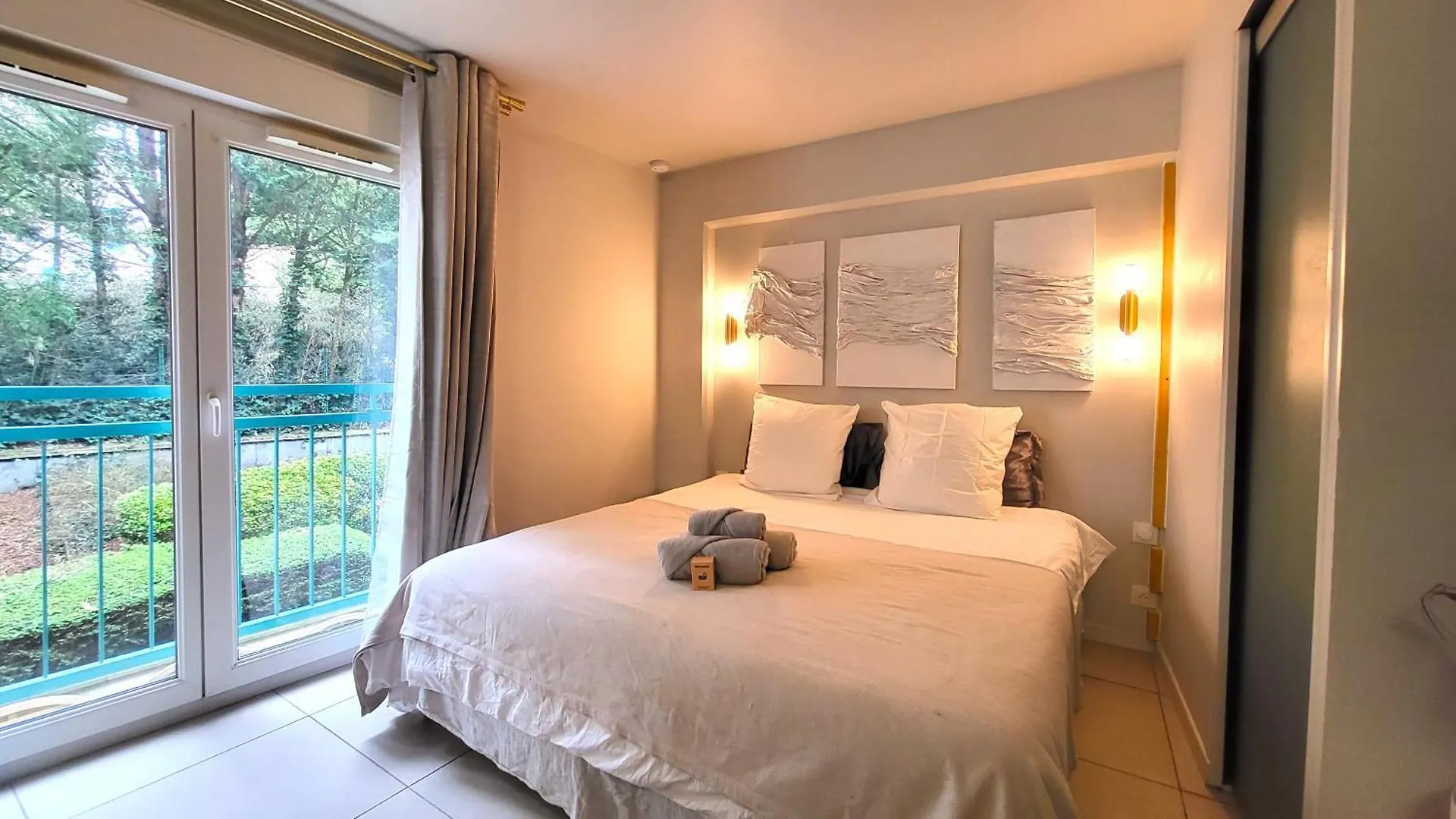 Apartment La Parisienne - Spacieux Studio Avec Parking Prive Palaiseau